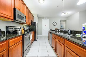 Beautiful Lake View Condo, Vista Cay-1004