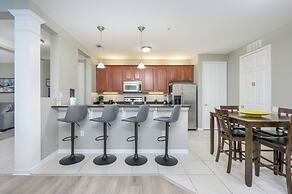 Beautiful Lake View Condo, Vista Cay-1004