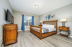 Beautiful Lake View Condo, Vista Cay-1004