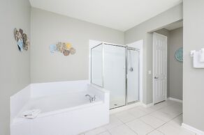 Beautiful Lake View Condo, Vista Cay-1004