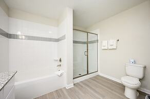 New Modern Vista Cay Reserve Condo - 6003