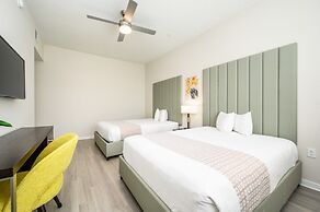 New Modern Vista Cay Reserve Condo - 6003