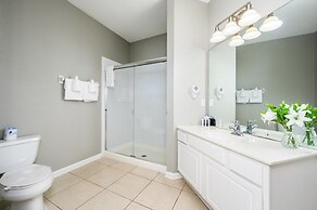 Beautiful Lakeview Condo, Vista Cay Orlando - 3013