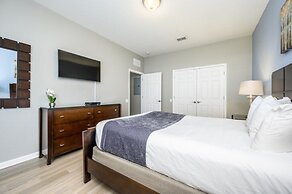 Beautiful Lakeview Condo, Vista Cay Orlando - 3013