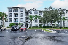 Beautiful Lakeview Condo, Vista Cay Orlando - 3013
