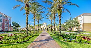 New Listing! Lakeview Condo, Vista Cay - 1017