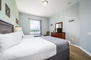 New Listing! Lakeview Condo, Vista Cay - 1017