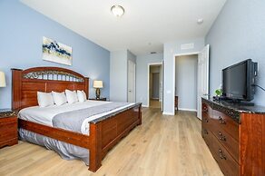 New Listing! Lakeview Condo, Vista Cay - 1017