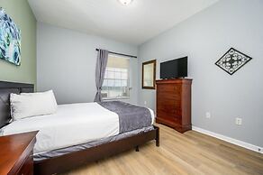 New Listing! Lakeview Condo, Vista Cay - 1017