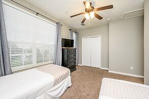 New and Gorgeous Townhome, Vista Cay - 4008