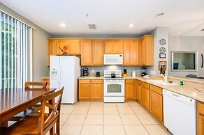 New and Gorgeous Townhome, Vista Cay - 4008