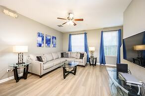 New and Gorgeous Townhome, Vista Cay - 4008