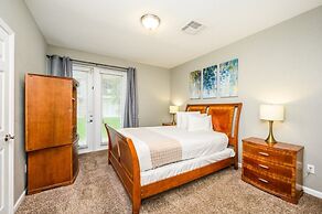 New and Gorgeous Townhome, Vista Cay - 4008