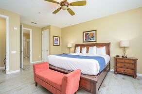 Premium Lake View Condo , Vista Cay - 1007