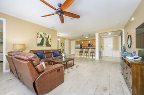 Premium Lake View Condo , Vista Cay - 1007