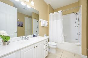 Premium Lake View Condo , Vista Cay - 1007