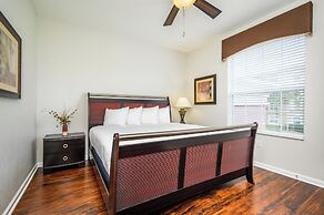 Premium Lake View Condo, Vista Cay - 1002