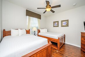 Premium Lake View Condo, Vista Cay - 1002