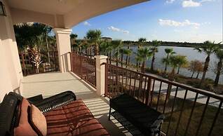 Premium Lake View Condo, Vista Cay - 1002
