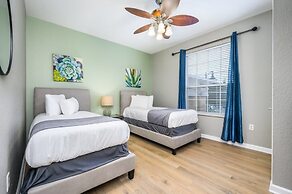 Stunning Vacation Condo - Vista Cay Resort - 2008