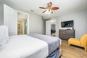 Stunning Vacation Condo - Vista Cay Resort - 2008