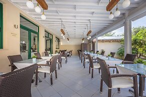 Agrilia Hotel - Adults Only