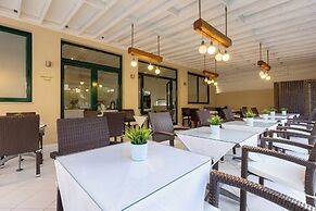 Agrilia Hotel - Adults Only