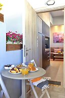 MIRMA HALEPA SUPERIOR STUDIO