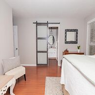 Spacious Woodbridge Cottage