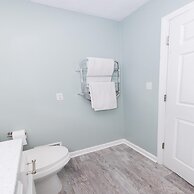 Spacious Woodbridge Cottage