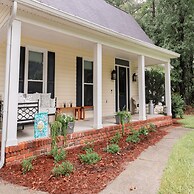 Spacious Woodbridge Cottage