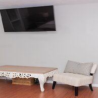 Spacious Woodbridge Cottage