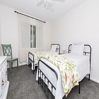 Spacious Woodbridge Cottage