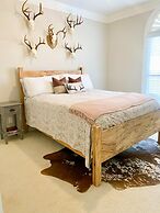 Elegant Stonegate Home