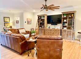 Elegant Stonegate Home