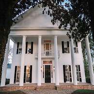 Historic Antebellum Manor