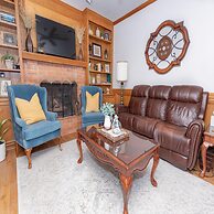 Classic Watervale Retreat