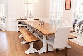 Stately Stradford Home Masters Rental