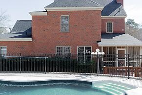 Stately Stradford Home Masters Rental
