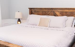 Stately Stradford Home Masters Rental