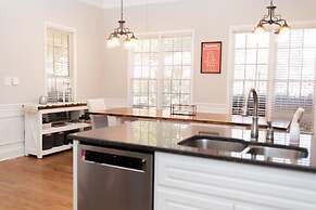Stately Stradford Home Masters Rental