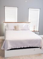 Stately Stradford Home Masters Rental