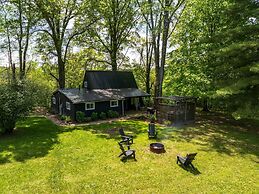 Lake View Hot Tub Modern A-frame