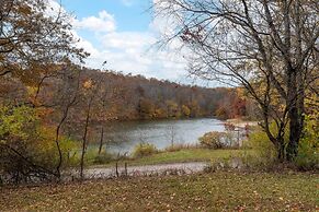 Lake View Hot Tub Modern A-frame