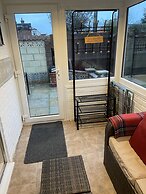 Lovely 1 Bedroom Ground Floor Apartment max 4 per