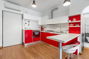 Portuense 107- Bright Flat