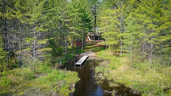 Tranquil Lakefront Oasis - Fire Pit Fishing BBQ