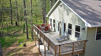 Tranquil Lakefront Oasis - Fire Pit Fishing BBQ