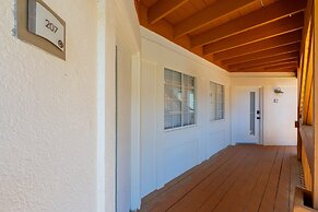 Chic Condo Retreat in Central Buckhead Atlanta