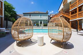 Chic Condo Retreat in Central Buckhead Atlanta